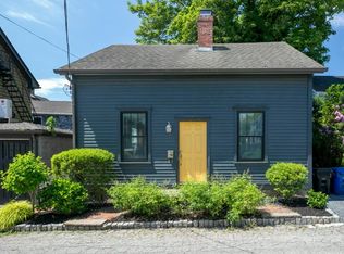5 Stewart St, Newport, RI 02840