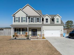 802 Five Mile Rd, Richlands, NC 28574