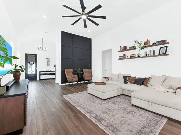 720 Skyview Ct, Celina, TX 75009