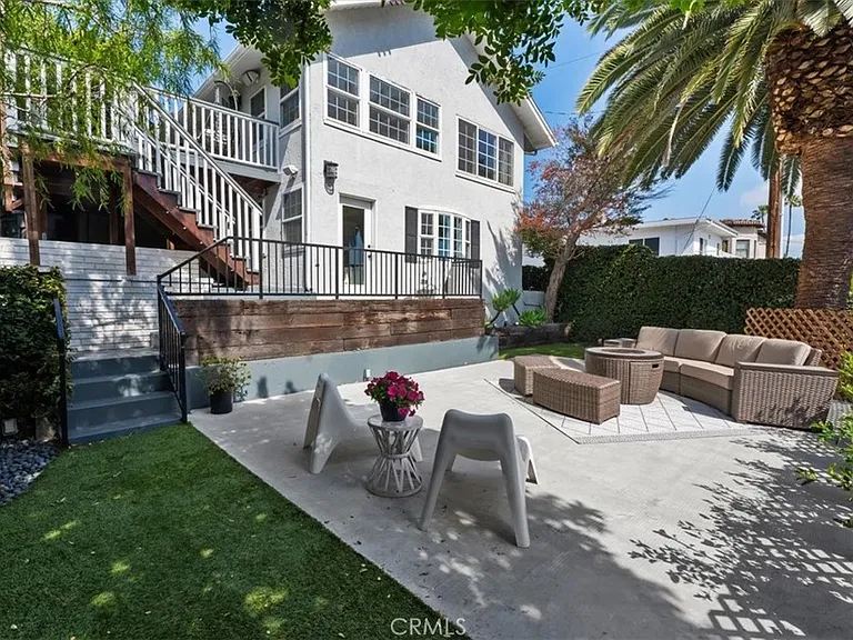 830 Sheldon St — Photo 21
