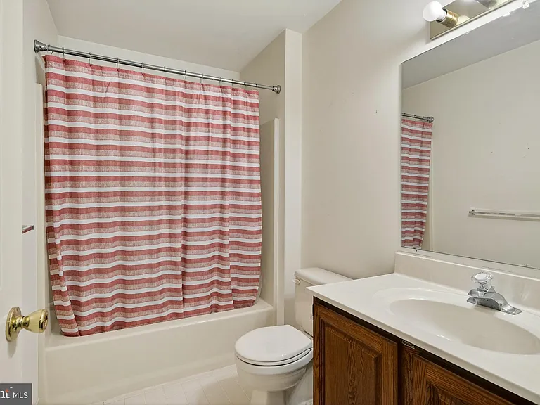 3 Oak Leaf Ln — Photo 24