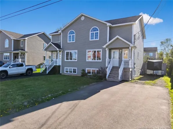 19 Naples Dr, Moncton, NB E1G 0Y1