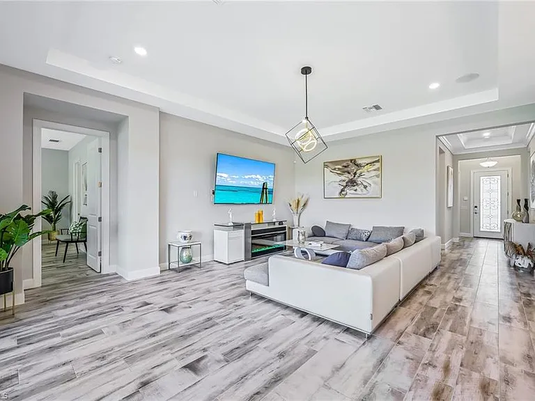 15495 Rio Ponace Ct — Photo 4