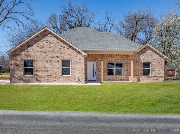 401 N 3rd St, Calera, OK 74730