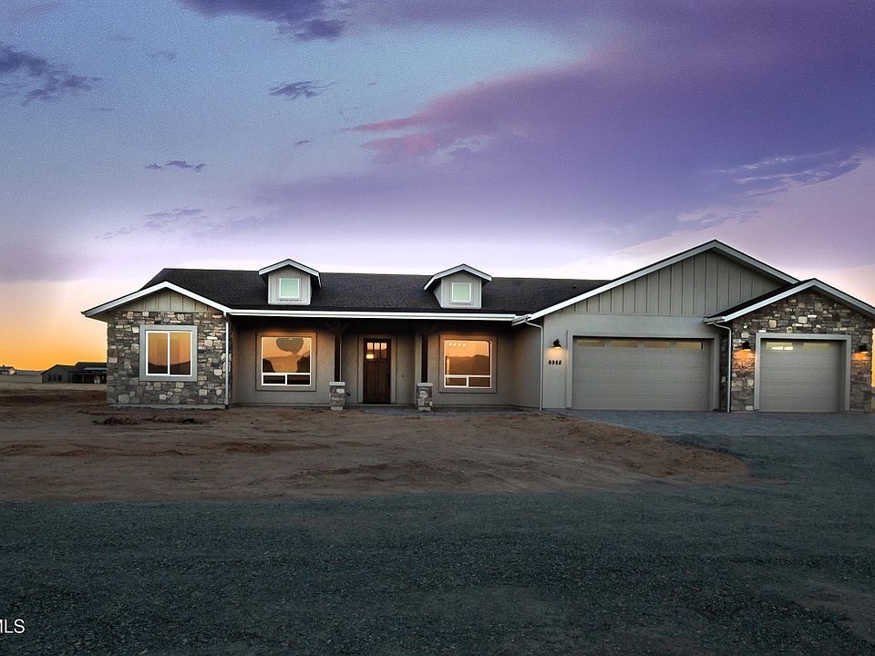6988 E Bourbon Way, Prescott Valley, AZ 86315 | Zillow