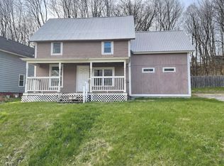 2 Farwell Street, Barre City, VT 05641