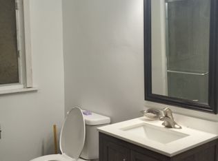 242 Augusta Ave #9, Dekalb, IL 60115