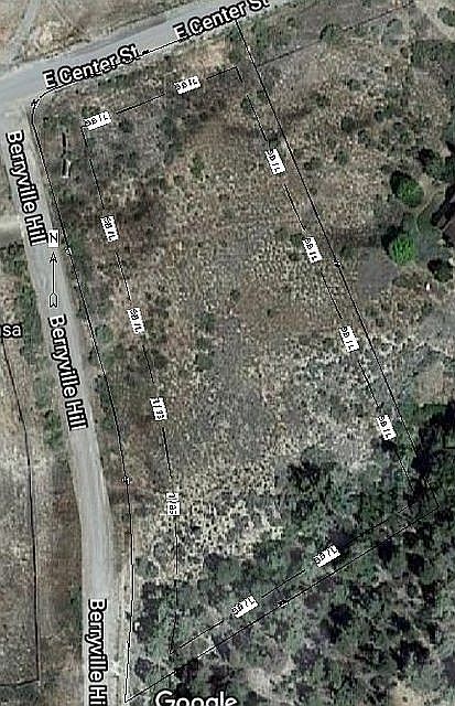 2nd image of 210 E Center St