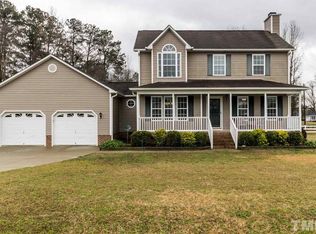 16 Kingsbrook Cir, Fuquay Varina, NC 27526
