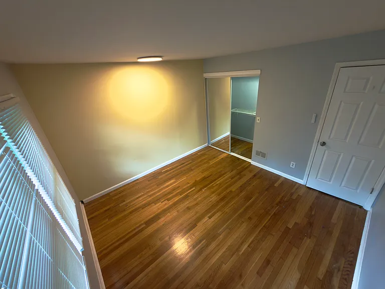 392 Riddle Rd #4 — Photo 7