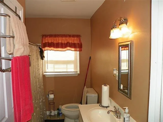 4745 Tulip St — Photo 4