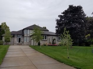 71144 Burlison Ln, Romeo, MI 48065