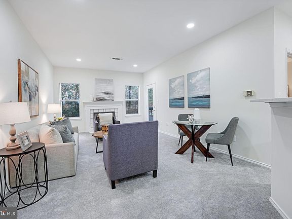2nd image of 4405 Sedgehurst Dr APT 105