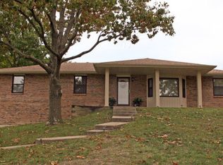 2425 Lakewood Rd, Jefferson City, MO 65109