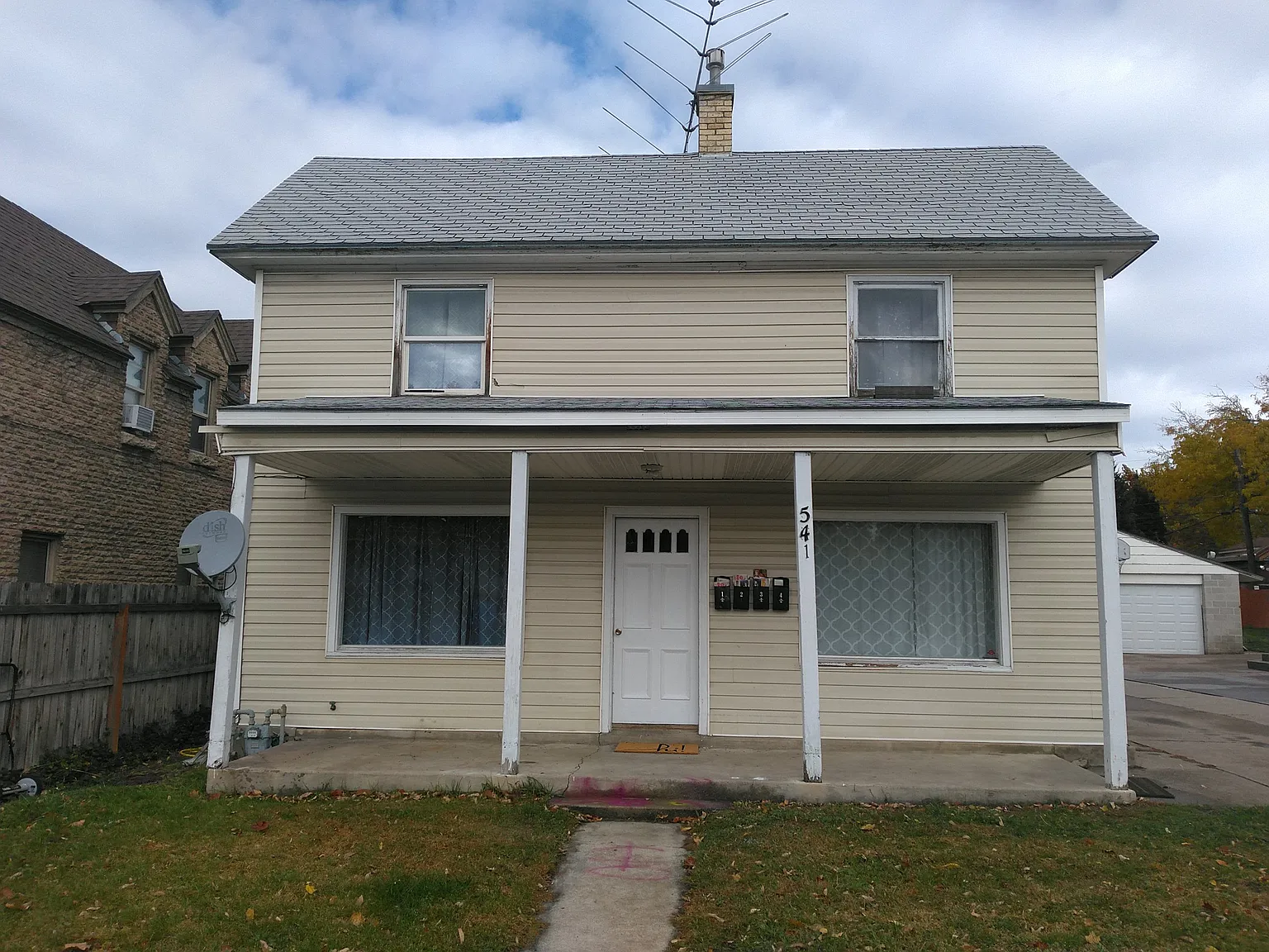 1 bed, 700 sqft, $700 — Photo 1