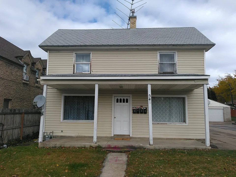 541 E 400 N #1