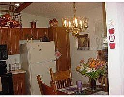 2nd image of 2005 Montero Cir