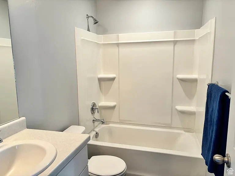 92 E Legacy Pkwy — Photo 15