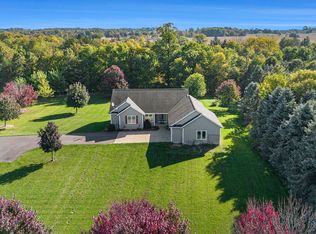 3587 Elk Ct, Zeeland, MI 49464 | Zillow