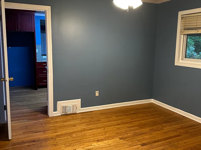 2723 Hollywood Dr — Photo 6