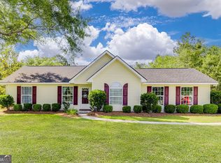 206 Middle Creek Rd, Springfield, GA 31329