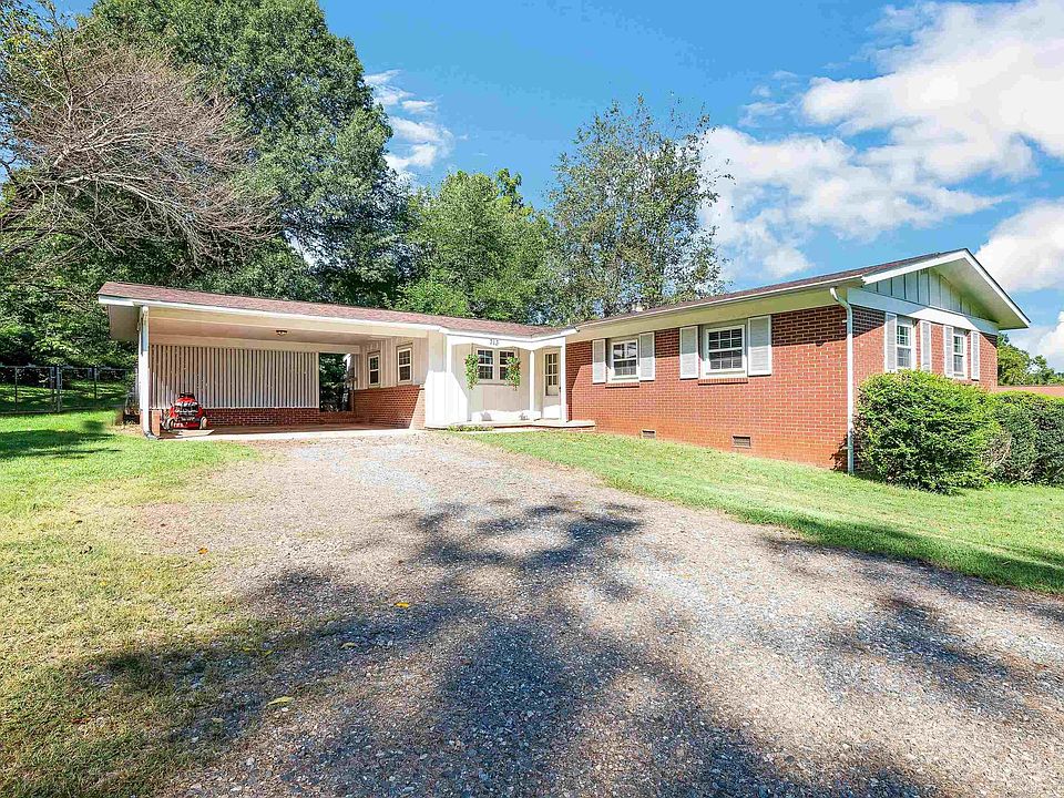 713 Brookdale Dr, Statesville, NC 28677 MLS 2532174 Zillow