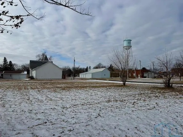 302 Montana St, Wakonda, SD 57073