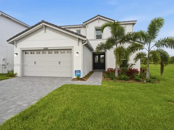 13895 Spruce Pine Dr, Loxahatchee, FL 33470