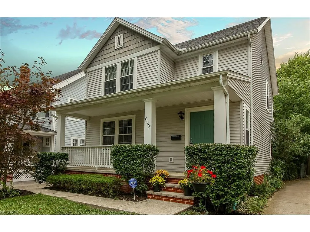 2168 Briarwood Rd photo 1