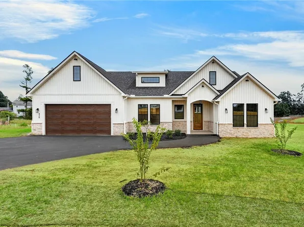 428 Blume Rd, Anderson, SC 29625