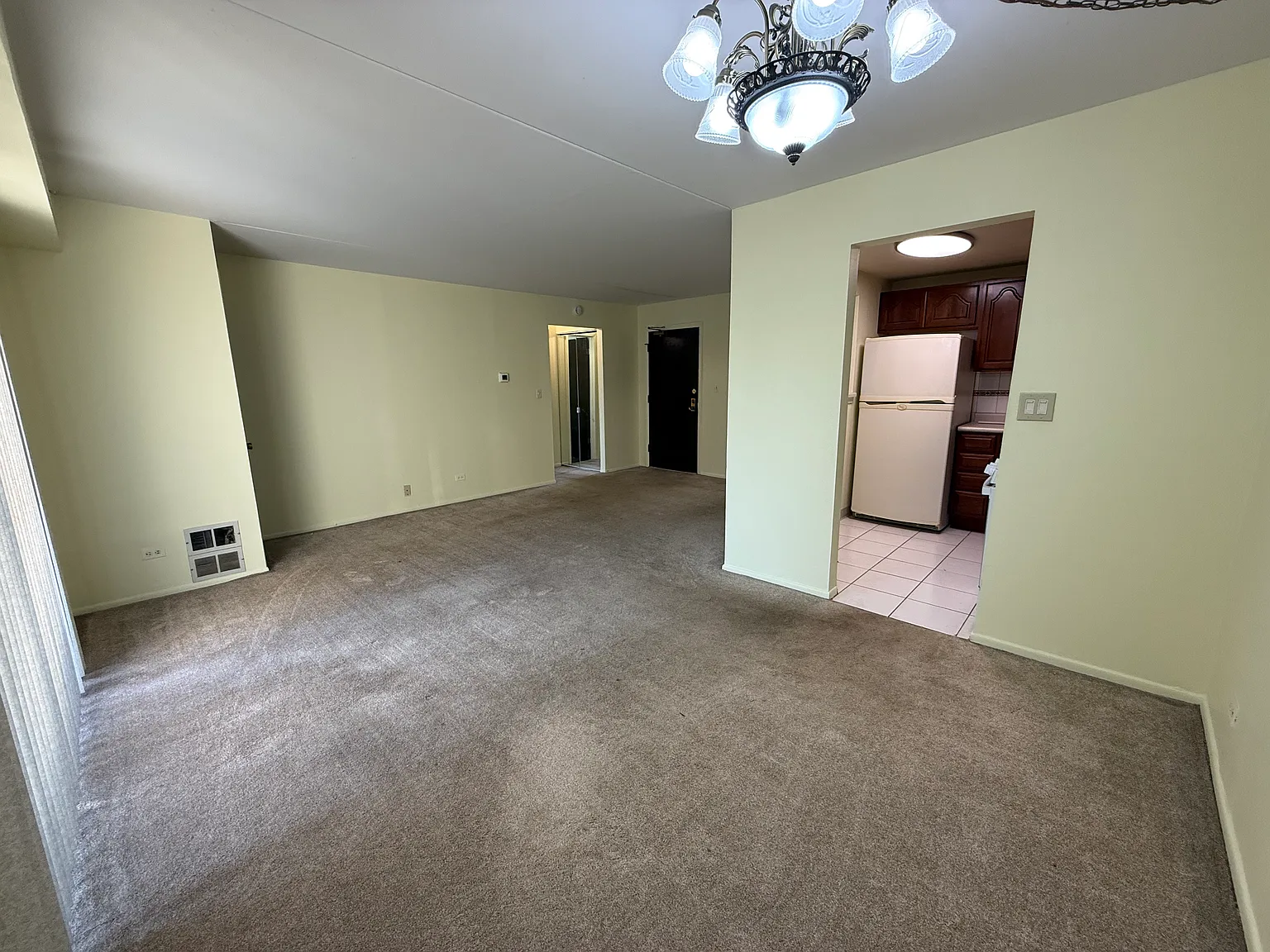 1 bed, 700 sqft, $1,650 — Photo 3