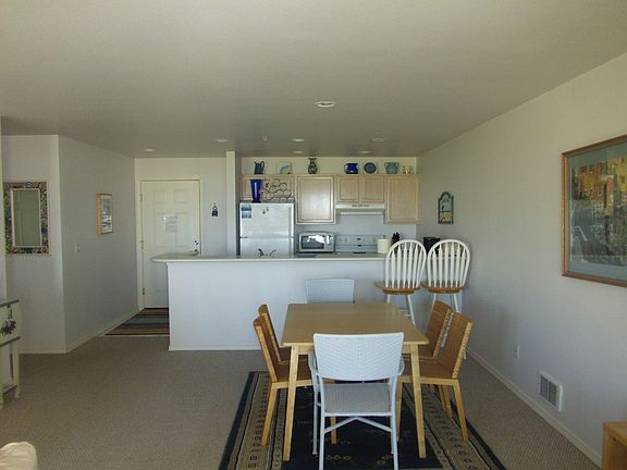 4th image of 1600 Ocean Ave #222