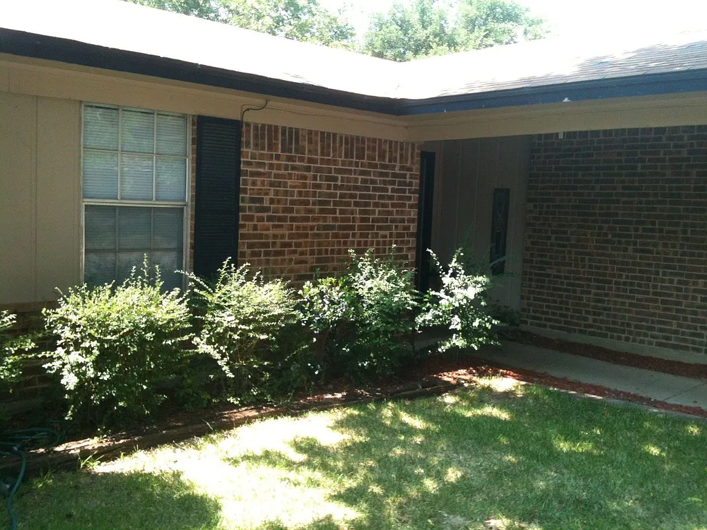 4 bed, 1450 sqft, $2,200 — Photo 2