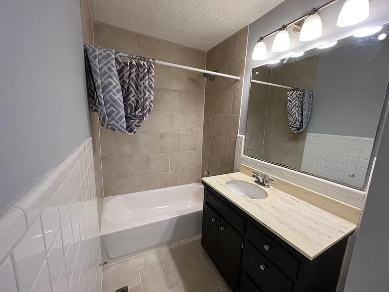 1322 Garfield Ave — Photo 7