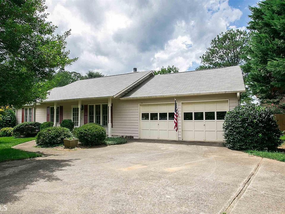 1st image of 100 Farmington Dr
