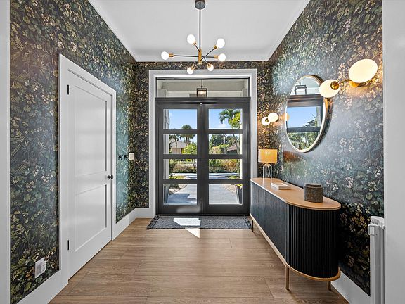 4th image of 15855 Meadow Wood Drive