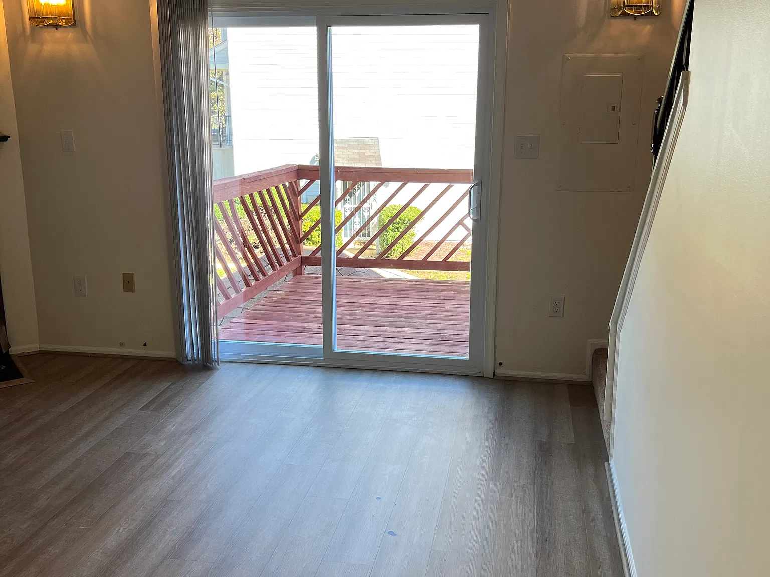2 bed, 1.5 bath, 1230 sqft, $2,315 — Photo 3