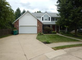 1578 Clarys Grv, O'Fallon, IL 62269