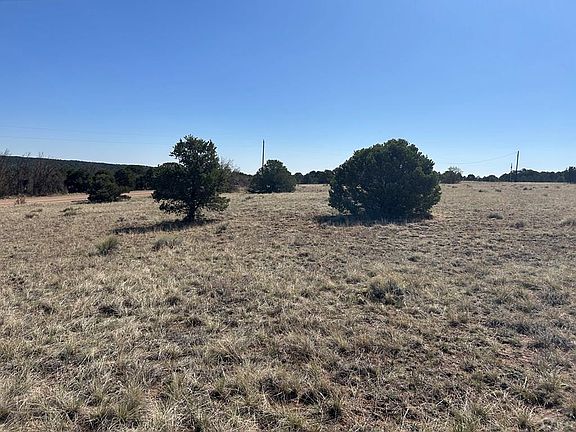 4th image of 94 Navajo Rd