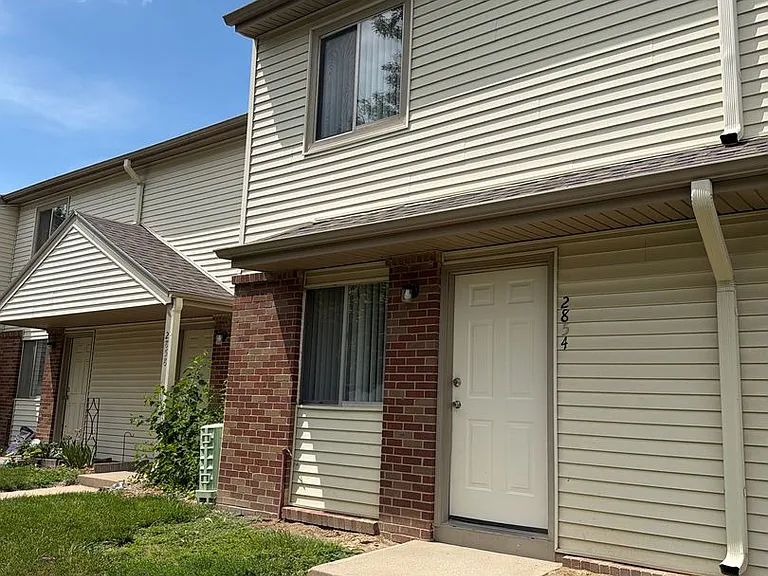Southdale Square Apartments — Photo 114