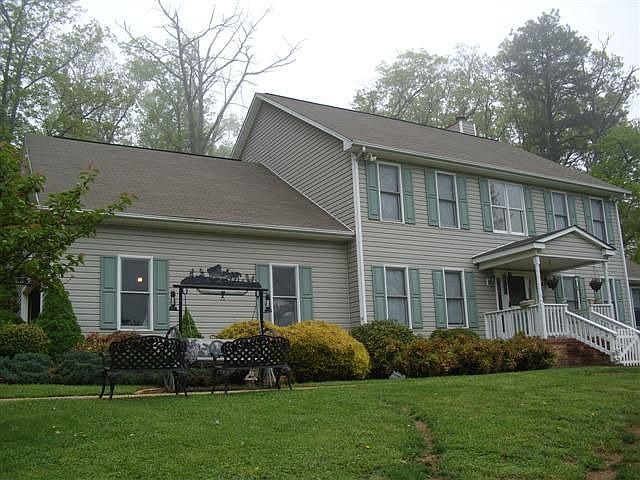 1st image of 796 Chinquapin Dr
