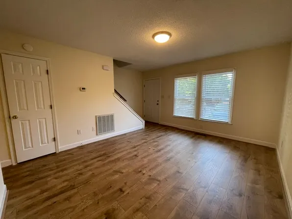 2359 Hendersonville Rd #12, Arden, NC 28704
