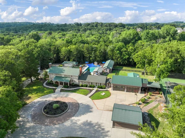1435 Stewarts Ferry Pike, Hermitage, TN 37076