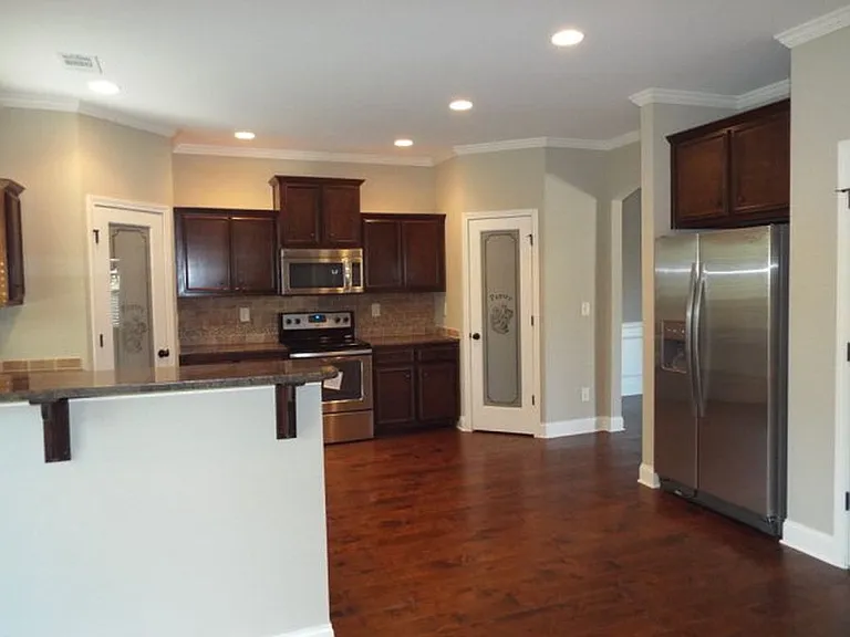 5600 Nicole Ct — Photo 5