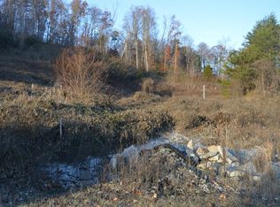 Edgemoor Rd, Clinton, TN 37716