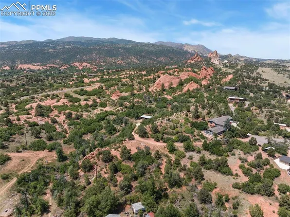 9 Las Piedras Escondidas, Colorado Springs, CO 80904