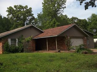 415025 E 1102nd Rd, Checotah, OK 74426