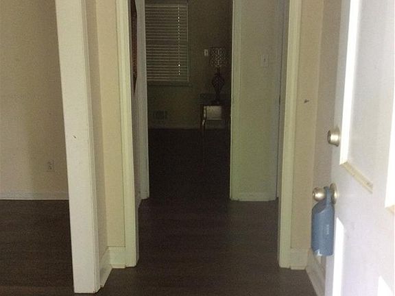 3rd image of 117 Lancelot Way