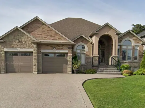 545 Eaglewood Dr #2, Hamilton, ON L8W 3J3