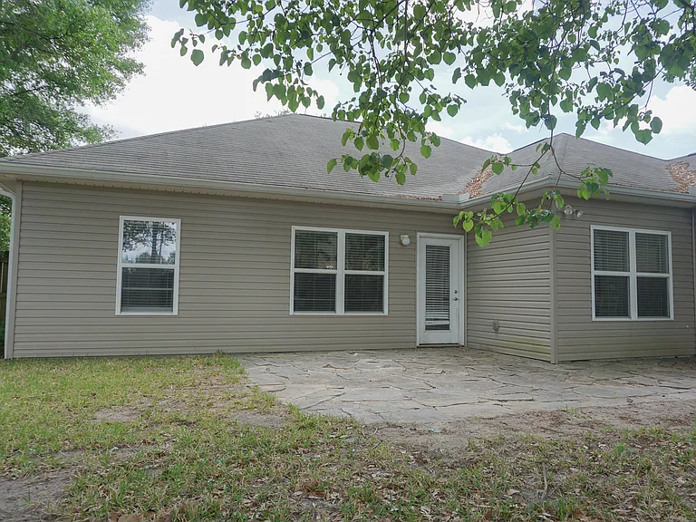 212 Ladue Ave — Photo 28